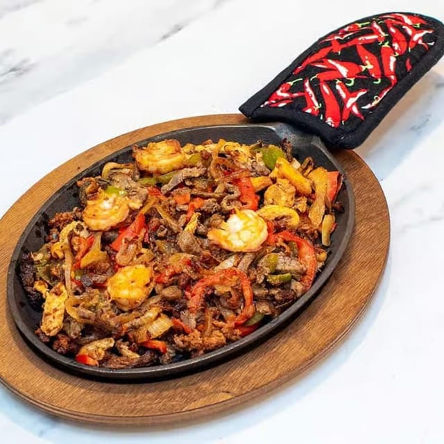 Deluxe Fajita.